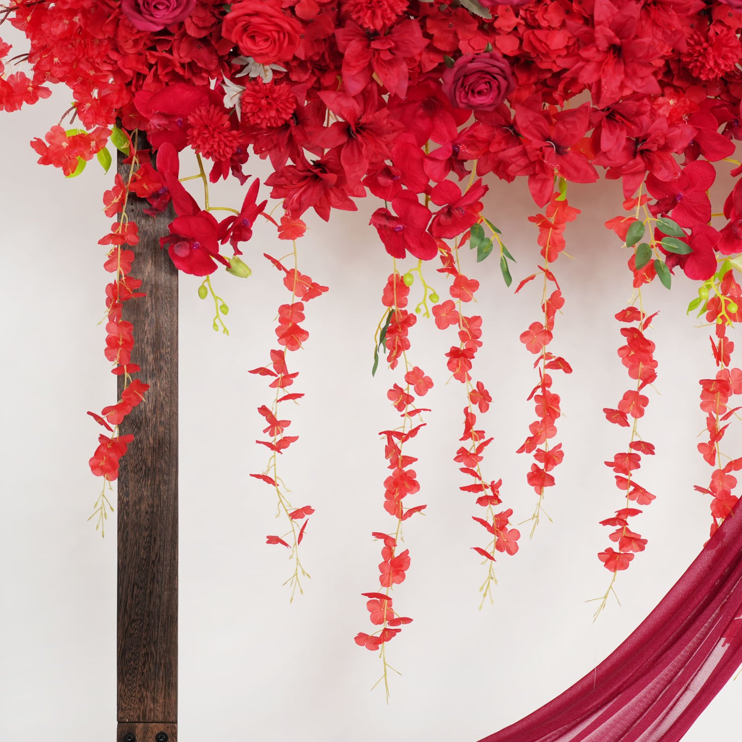 Rose Backdrop Flower Arrangement 23 picture